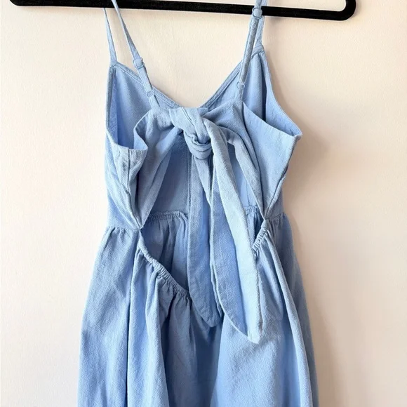 Universal Thread Pale Blue Button-Front Spaghetti Strap Midi Dress - Picture 3 of 4